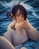 小泽玛利亚晨光里的她作品封面，清晨场景，柔和自然光，细腻生活感浓郁